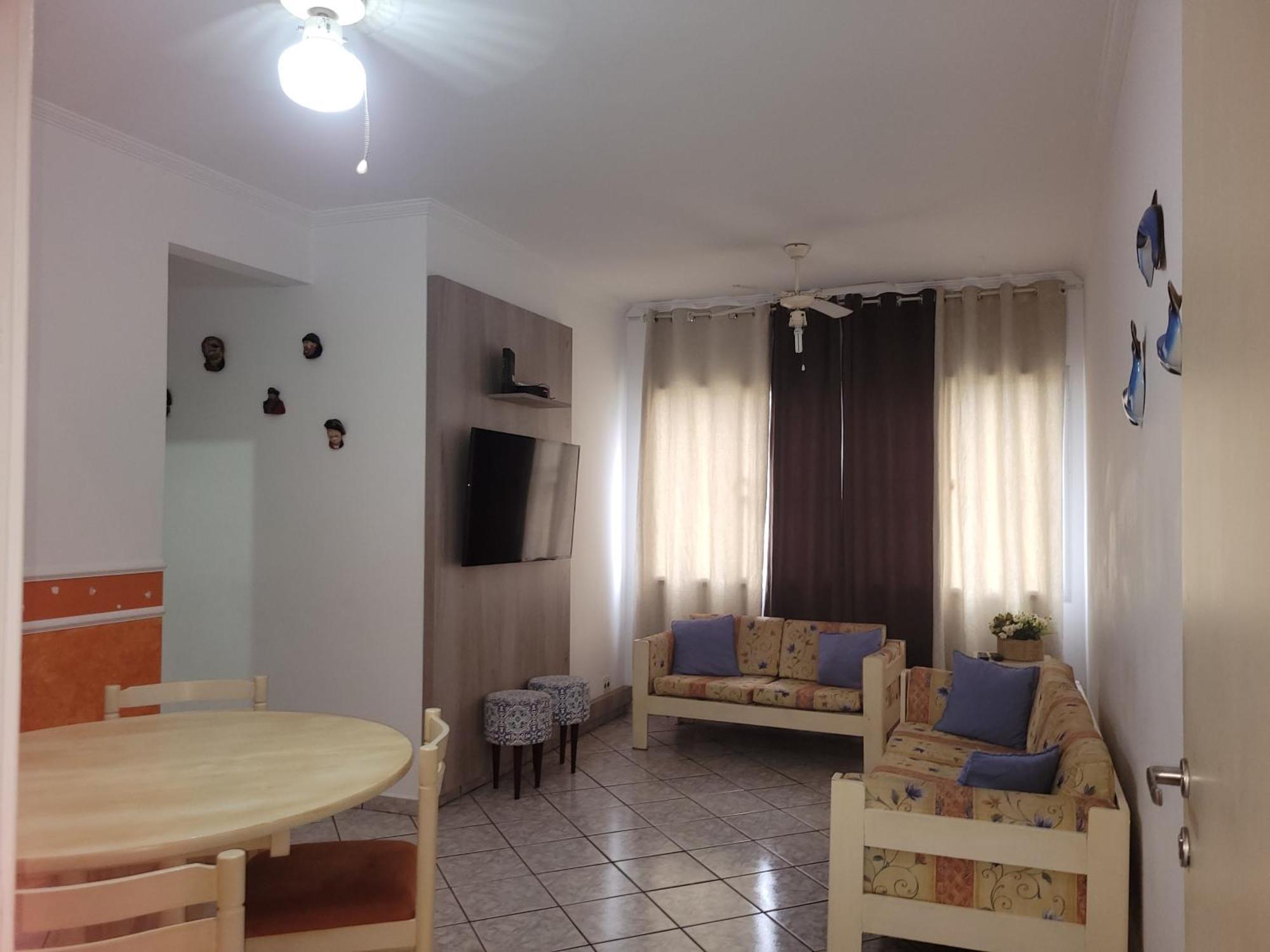 Enseada - Apto 03 Quartos - 02 Vagas Na Garagem - Com Elevador - 550m Da Areia Apartment
